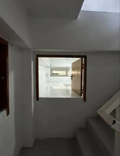 Apartment Megun Capsule 150 Cm