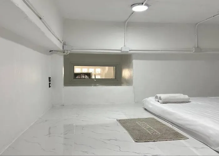 Megun Capsule 150 Cm Apartment *