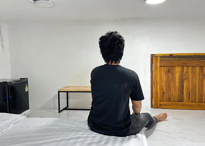 Apartment Megun Capsule 150 Cm Bangkok